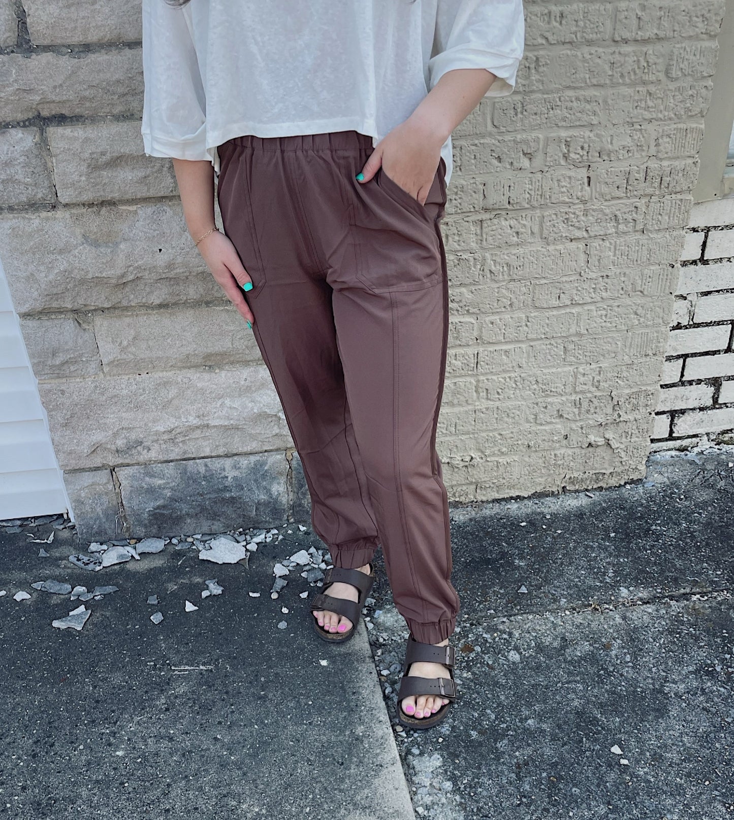 Easy Does It Joggers Brown